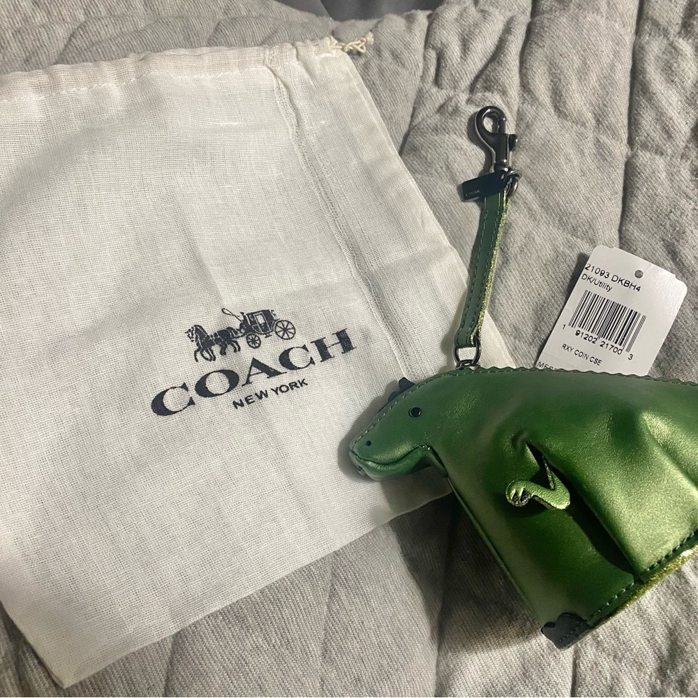 Coach Rexy New Coin Purse Case Leather Key Fob Keychain Metallic Green Gold NWT